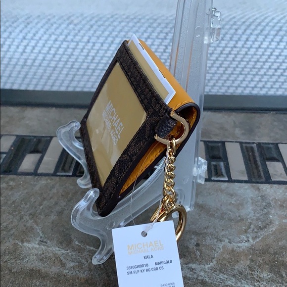 Michael Kors KALA SM FLP KY CRD CS MARIGOLD - Picture 7 of 16